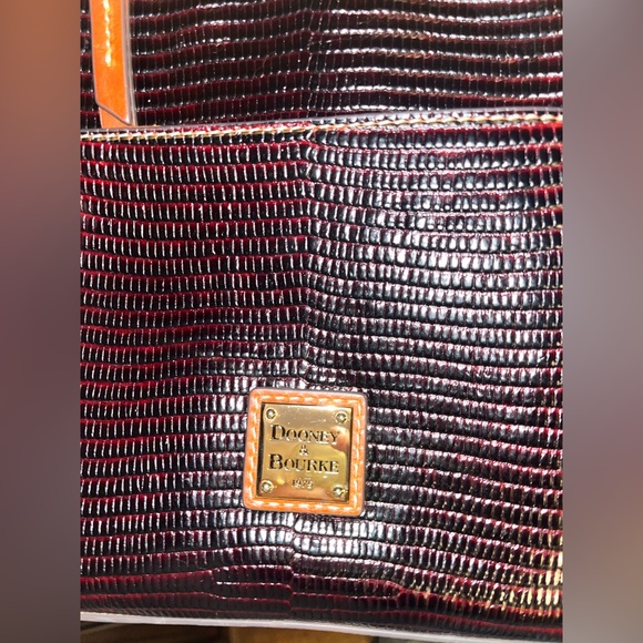 Dooney and bourke oakdale bag - Picture 3 of 6